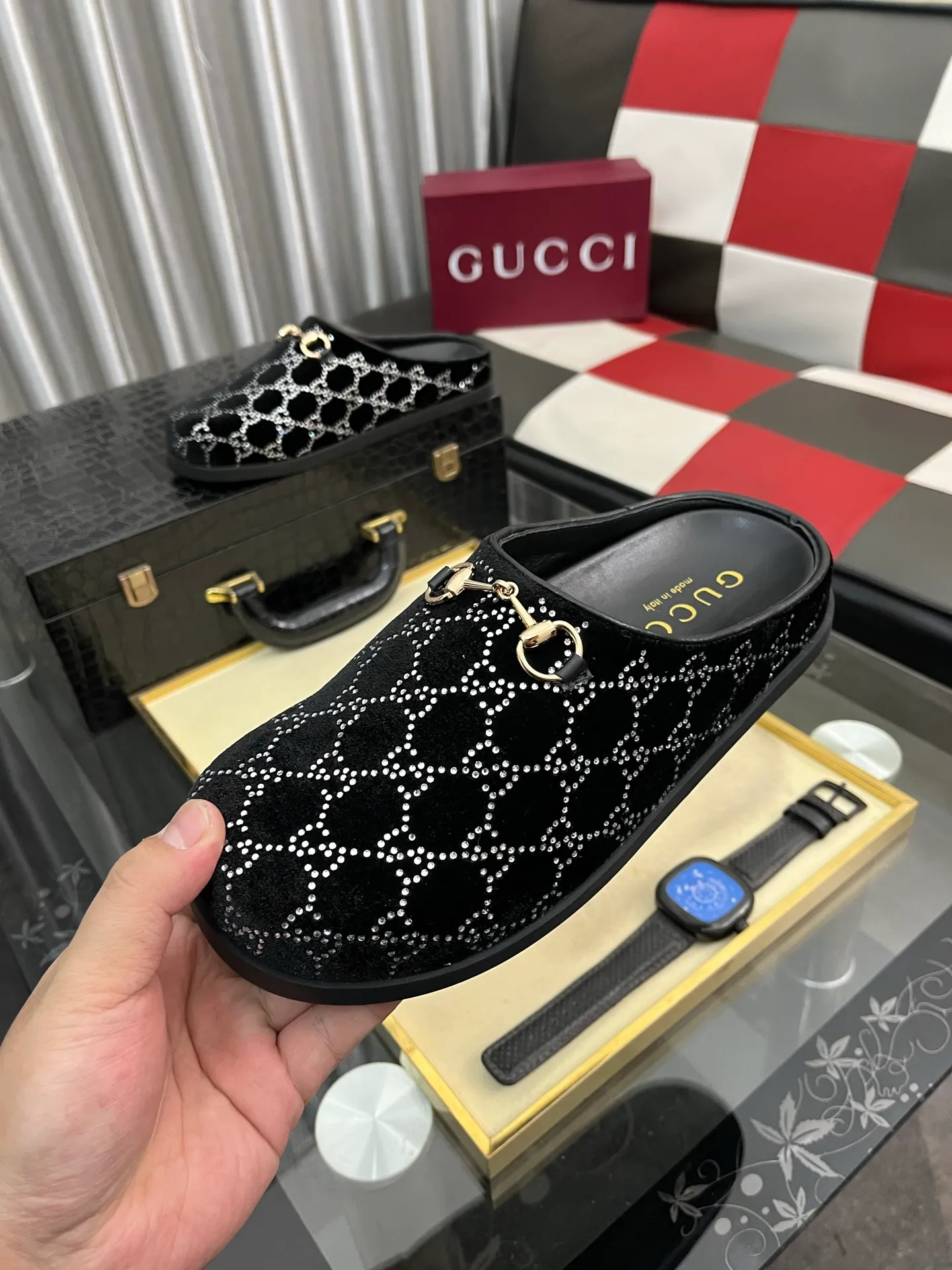 Ex-factory price: 460⌚️⌚️[Gucci] 2025 new season half-slip men's shoes, made of Italian imported first-layer frosted cowhide➕sheepskin lining, original hardware buckle, original combination of wear-resistant outsole, real shot 🎬 very comfortable on the feet, 4️⃣ colors available in sizes 38-44